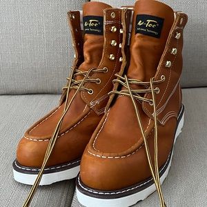 Men’s work boot - size 13